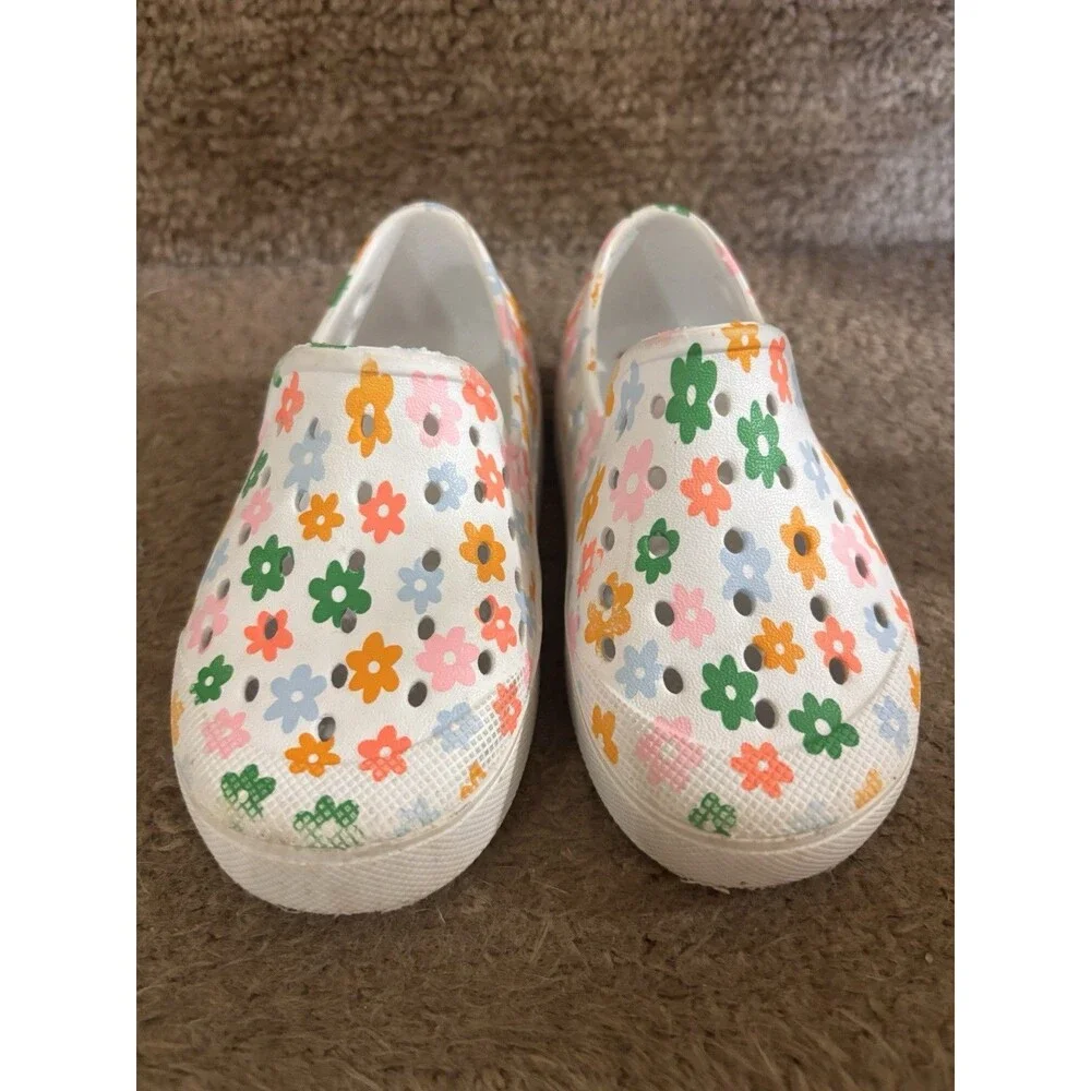 Girls Old Navy Multicolored Water Shoes Kids Size 6 Floral White